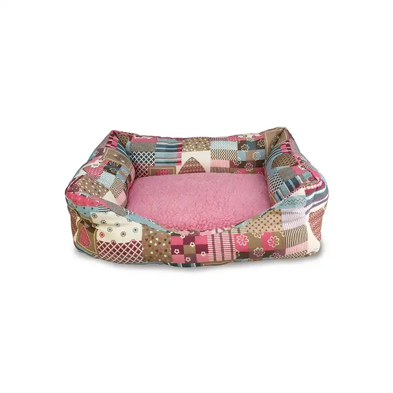 Cama cuadrada corazones y rayas para perros y gatos 70x60x20, 1.05 kg