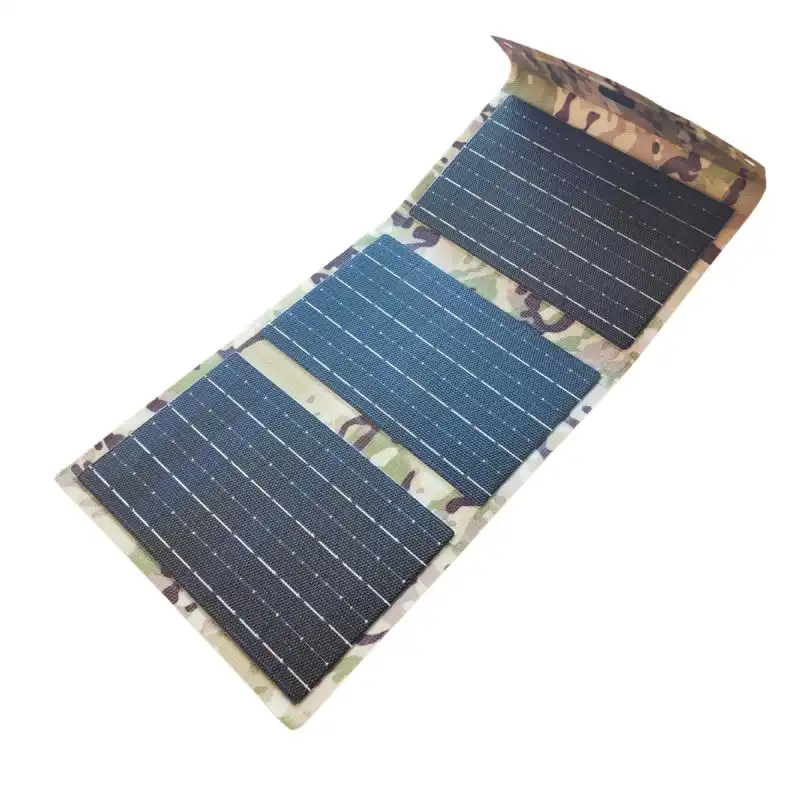 Klack Panel Solar Plegable de 18W con Batería Incorporada 10000Mhz 2x USB + USB-C