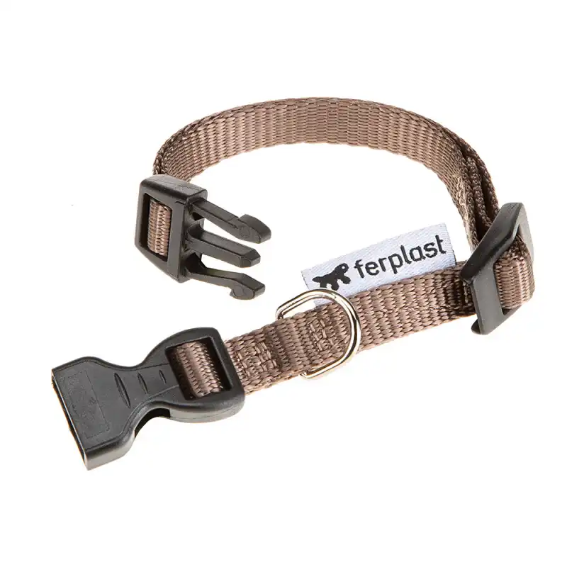 Collar Nylon Club C Brown Ferplast 23 - 32 Cms